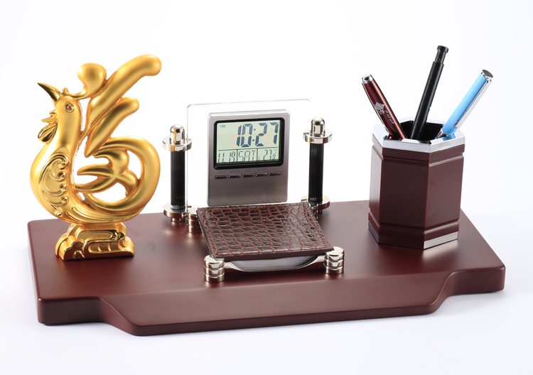 三锦 高档领导办公室招财简约现代创意老板办公桌摆件文台书房笔筒