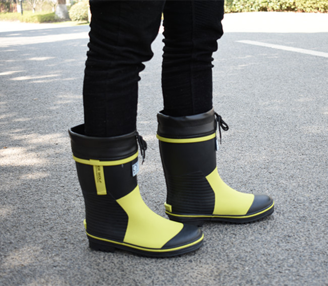 中筒男雨鞋钢头防砸防臭劳保钓鱼防滑春夏秋透气男款雨靴水鞋 黑色绿