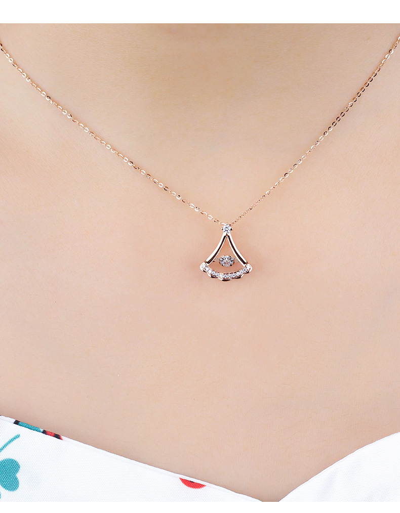 黄金 定制 品牌: 田饶(tianrao) 商品名称:au750钻石扇面群形钻石项链