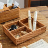 Coffee table desktop storage box inside and outside the house, rattan living room storage basket, remote control, key, miscellaneous box, small items, divided storage basket, natural rattan, rectangular three-compartment