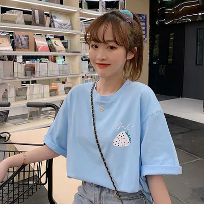 夏の新韓国版ルーズミディアムレングス半袖tシャツ女性インタイド学生ボトミングシャツ婦人服ブルーl101 1キャティー 夏の新韓国版ルーズミディアムレングス半袖tシャツ女性インタイド学生ボトミングシャツ婦人服ブルーl101 1キャティー