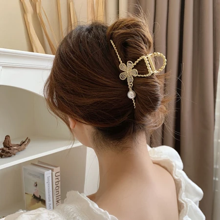 Ideer flower clip large hair clip back head hair clip autumn and winter 2022 new net red girl hair accessories hair clip gift G0102 golden flower hanging bead clip