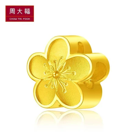 Zhou Dafu CHOW TAI FOOK Huayue Jiaqi small peach blossom gold pendant pure gold transshipment bead work fee 120 about 2.1g F217845