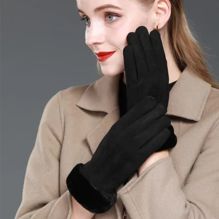 Manchester gloves ladies autumn and winter warm thick Korean suede touch screen gloves cycling students cute new black one size fits all