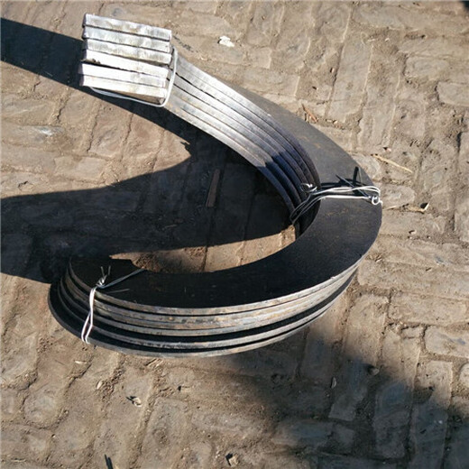 Shaftless auger spiral blade left-hand right-hand material carbon steel manganese steel stainless steel wear-resistant 300*76*300*5 complete carbon steel