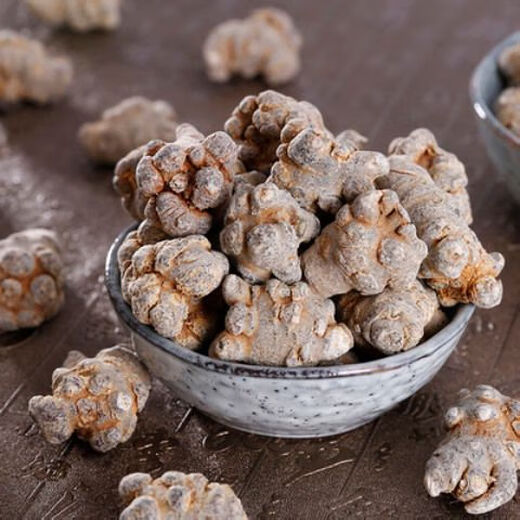[Großhandelspreis] Sonderklasse 60 Köpfe von Panax Notoginseng Authentic Wild Field 71 Grad Chinesische medizinische Materialien Yunnan Chun Panax Notoginseng Ganze ausgewählte 60 Köpfe Panax Notoginseng 250 Gramm