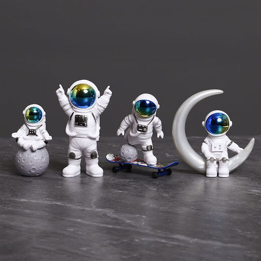 Mengyigang kreative Astronaut-Ornamente Desktop kleine Astronaut Schreibtisch TV-Schrankzimmer Dekoration Autokonsole-Ornamente Sternenhimmel Vierteilige Set (insgesamt 8 Stücke)