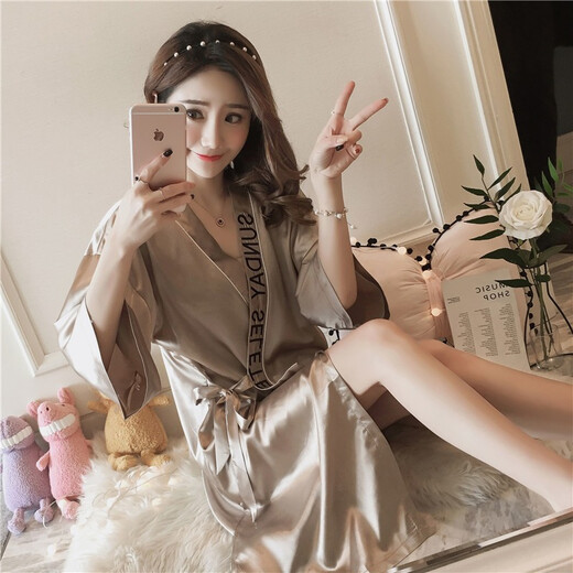 Slim Nachthemd für Frauen Sommer Yukata für Frauen Sommer Kimono für Frauen Pyjama ein Stück Bademantel Ice Seiden sexy Heimkleidung