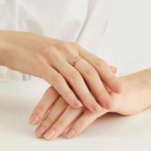 Chow Sang Sang (CHOW SANG SANG) k gold ring 18k gold love secret Cupid feather color gold ring 91919R 14 circles