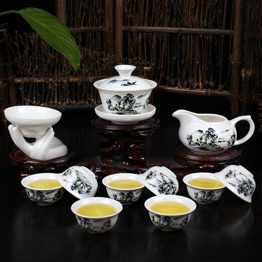 Ceramic Kung Fu tea set, home white porcelain tea set, office reception, blue and white teapot, lidded bowl, tea cup, complete tea set, 12-head Kung Fu tea set, Blue Landscape