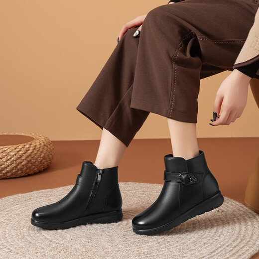 Red Dragonfly Mom Cotton Shoes Women's Winter Wool and Velvet Warm High Top Short Boots Comfortable Leather Boots WTC44638 Black 38