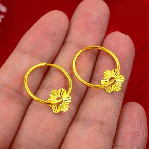 Grab gold earrings, Hong Kong pure sand gold earrings for women, plum blossom earrings, non-fading earrings for mom, new authentic plum blossom gold earrings, new 4.30g, limited price for one day - only 8 pieces left