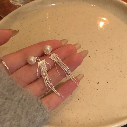 Bo Na Ling tassel earrings for women, fashionable temperament, niche fairy spirit, high-end earrings, earrings, holiday birthday gifts, Xingshuang Eliran, pearl tassel earrings