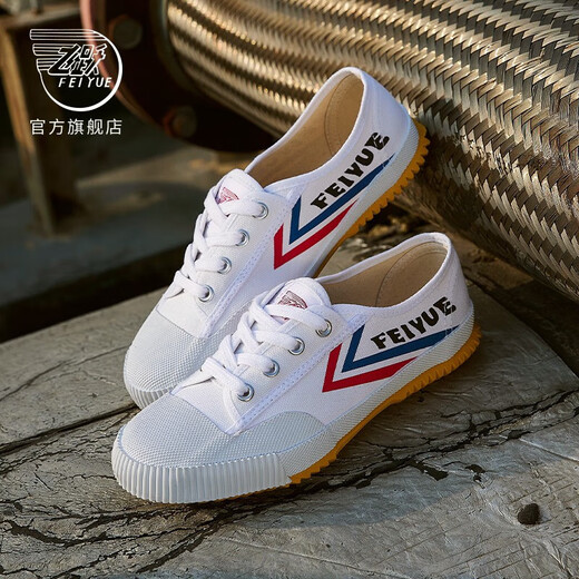 Feiyue official canvas shoes men's shoes summer breathable women's shoes Shaolin soul track and field jogging shoes couple casual sports shoes men classic white red blue 40 one size larger