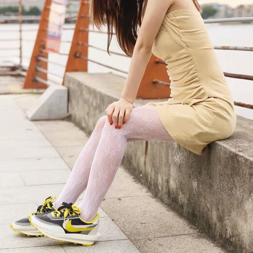 耐克（NIKE）Sacai Undercover高桥盾联名灰黑黄跑鞋 -300-600海外直邮 DJ4877-300 36.5