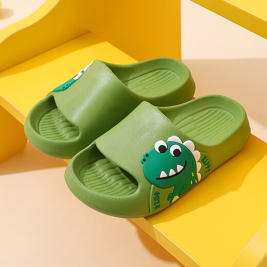 Pig Dad Children's Slippers for Boys Summer 2025 Nouvelle maison de salle de bain pour filles non glissantes Sandales de bébé auto-opérées Green 22