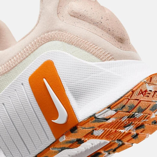 Nike Free Metcon 6 women's shoes, fashionable, flexible, breathable upper, grippy textured jumping training shoes FJ7126-012 35.5