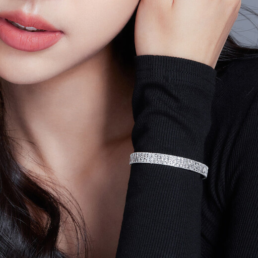 Lukfook Jewelry Platinum 950 Gypsophila Platinum Bracelet Women's Solid Chain Bracelet Price Approximately 10.25g