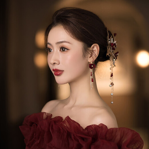 Jingli Jingda Toastanzug Brautkopfschmuck einfach und atmosphärische Hochzeitskleid Hochzeit High-End-Sinn für XiUhe Anzug Engagement Cheongsam Haarzubehör Frauen Braut Blumenhaar Clip Anzug
