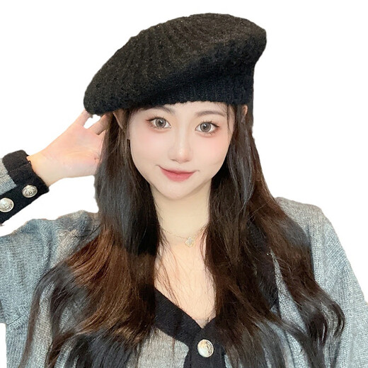 Ruiqe 2025 new beret white hat for women winter warm and face-friendly small painter hat large head circumference knitted hat versatile white