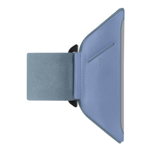 Belkin (BELKIN) Belkin Sport-Fit Plus armband for iPhone 5 / 5S / 5c / SE (light blue)