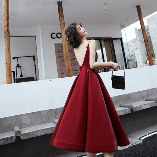 Snow White Bridal Toast Wear Evening Dress 2020 New Wedding Sling Red Slim Long Small Back Door Wear Banquet Party Party Elegant V-neck Midi-Length Backless Dress Dark Red S