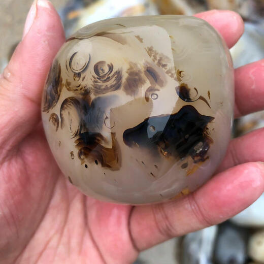 Aquatic agate, easy to play with, ocean chalcedony handle, pendant, original color white veined agate 50-100g