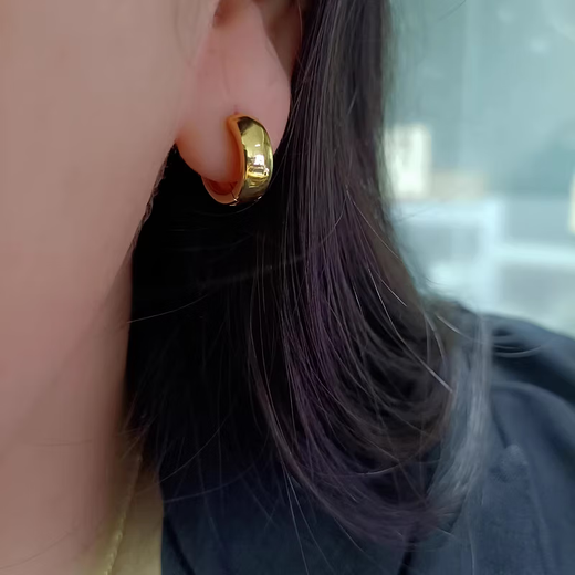 OINE18.K genuine gold glossy earrings for women, simple and versatile, plain gold earrings, cool style, gold high color retention 1