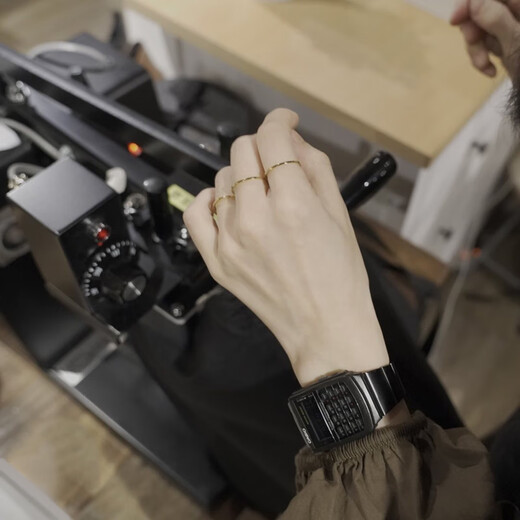 Casio (CASIO) watch, the same model as Breaking Bad's old white, retro small square calculator electronic watch, fashionable and trendy unisex watch CA-53WF-1B, recommended by the store manager