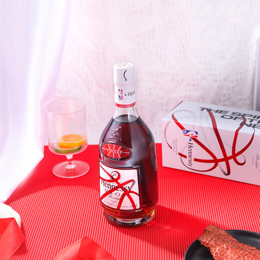Hennessy VSOP700ml 2022 Versión de marca compartida de la NBA Caja de regalo Limited Cognac Original Impundido NBA (22-23-24) Combinación 700ml 3 botellas