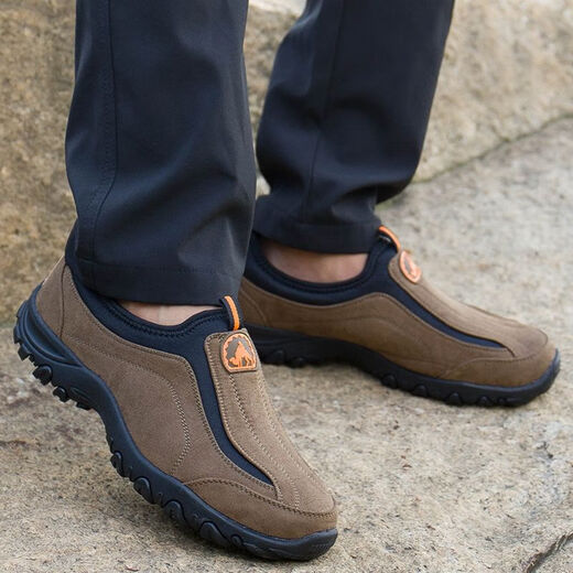 
Autumn and winter soft sole non-slip men's shoes middle-aged sports and casual shoes one-legged hiking shoes without laces for the elderly travel shoes 1502 green 42