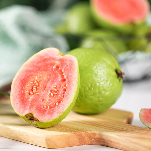 Jingxiansheng Red Heart Pearl Guava, net weight 3Jin Jin is equal to 0.5kg, single fruit 150g+, fresh fruit New Year gift box