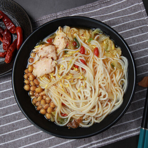 
Pan Xiangji Yunnan Bridge Rice Noodles 3 flavors 5 boxes spicy beef Chrysanthemum chicken convenient rice noodles rice noodles specialty pasta 3 flavors 5 boxes 983g gift box
