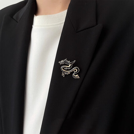 WEISHINI fashion new Chinese style dragon-shaped brooch trendy retro versatile men's pin niche badge suit accessories dragon-shaped brooch A22-301