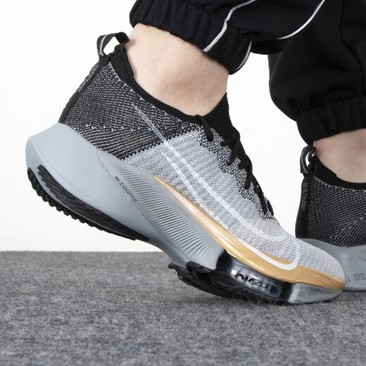 Nike (NIKE) men's shoes Air Zoom Tempo Next Comfortable cushioning running shoes CI9924-103 Direct mail overseas CI9923-105 38.5