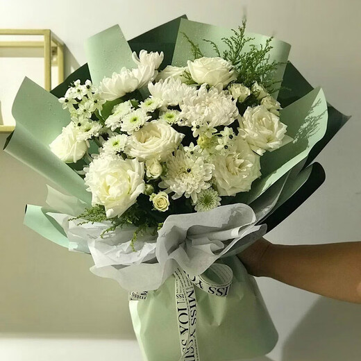 Yushang Ching Ming Festival chrysanthemum bouquet for grave sweeping and memorial service, flower express delivery in the same city, Beijing, Shanghai and Guangzhou distribution store, style 12 (11 mixed chrysanthemums and 2 lilies) E