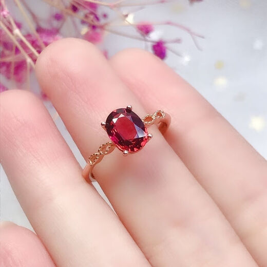 Suiyuxian salt burgundy garnet women's ring Japanese exquisite ring female Mozambique woman Wangfu stone burgundy pomegranate ring