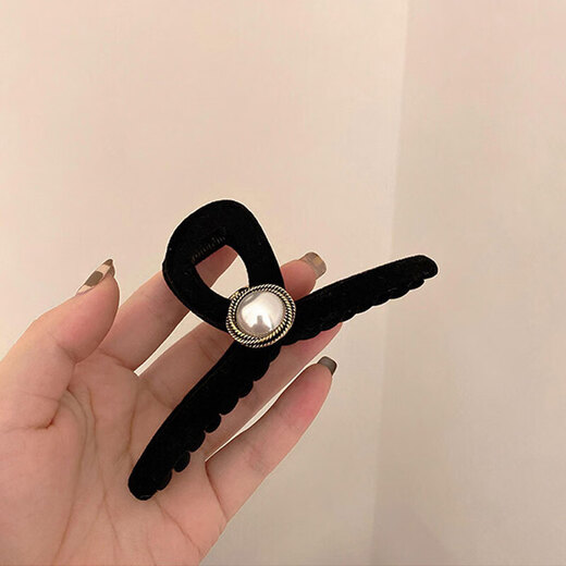 Xiangwan hairpin hairpin Hepburn grab clip elegant temperament hairpin women's large flocked shark clip back of the head grab hairpin headwear