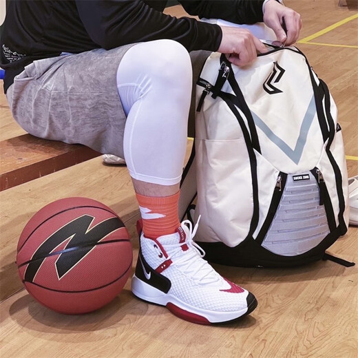 耐克（NIKE）Zoom Rize 1EP 减震耐磨防滑 男子 高帮实战休闲运动篮球鞋 FD9904-111米黑红 44.5 (285mm)