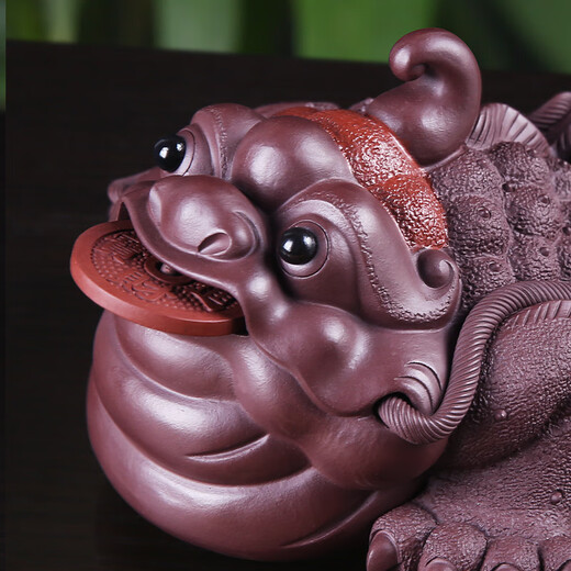 Han and Tang tea sets, toads, purple sand tea pets, Yixing raw mineral tea tables, tea tables, kung fu tea ceremony ornaments, can raise golden toads, small teas to play with, handmade by Snow Mountain, lucky toads