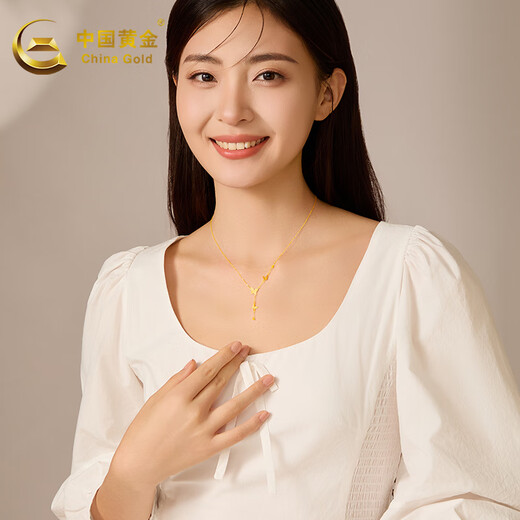 China Gold (CHINA GOLD) K gold necklace butterfly tassel set clavicle chain for mother, birthday gift for wife, Valentine's Day gift, about 1g