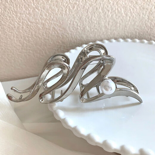 Yilu Whale Seal Clip Women's Hairpin 2025 New High-End Hairpin Back of the Head Hair Clip Shark Clip Large Hair Accessories Headband Wavy Hairpin