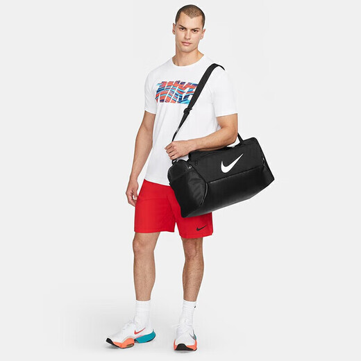 Nike (Nike) bolsas de entrenamiento para hombres y mujeres, bolsas de viaje, bolsas de hombros, bolsas de equipaje, bolsas de cubos, bolsas informales DM3976-010 Negro