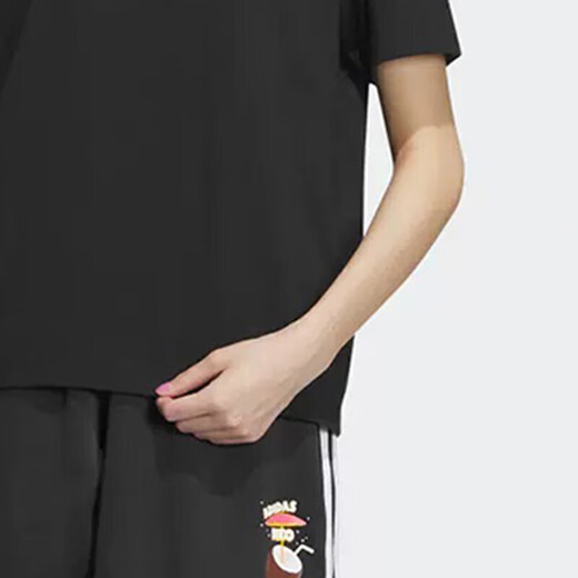 阿迪达斯（adidas）短袖T恤女装夏季新款运动服经典简约舒适宽松透气休闲圆领半 IP3878黑色 S