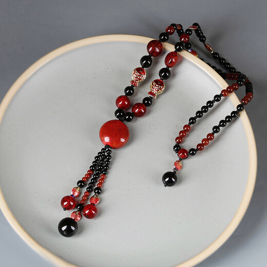 Ancient sayings and modern style Agate sweater chain women's long versatile pendant pendant necklace pendant accessories 2025 new autumn and winter Yitong chain circumference 67cm