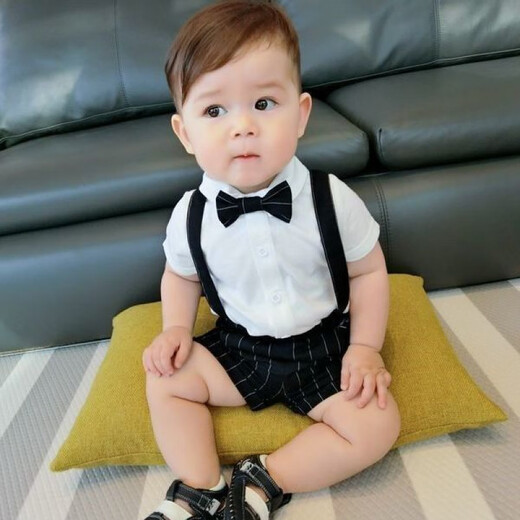 Disney (Disney) Little Boy Suit Summer Baby Dress de banquete de 1 año Spring and Autumn 2 Weekly Clothing Beld and Child Birthday Gentleman Set White Forred VERTICAL Strap 90 Sugerir 85cm