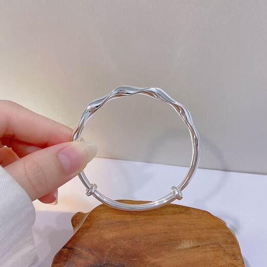 新款莫比乌斯扭纹手镯女纽线波浪亮面简约素圈高级感闺蜜手镯手饰 M1478【扭纹手镯1个装】
