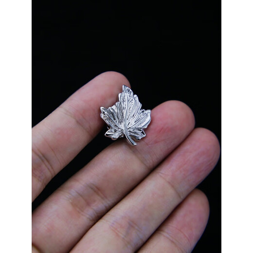 Chuangjingyi elige Broch Men and Men's Gold Gold Silver Men's Broche Traje Broche Silver Maple Maple Leaf Brooch Gemylink Set