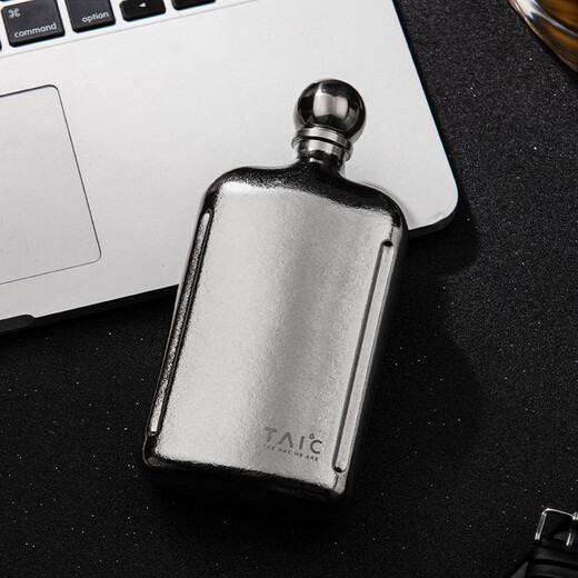 TAIC British Taico titanium pure titanium small hip flask outdoor portable flat hip flask titanium wine kettle high-end gift pot Haoyue Silver