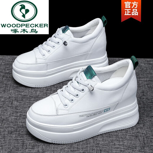 Zapatos para mujeres de carpintero de carpintero Los zapatos de mujer de altura interna genuina de cuero invisible y liviano, pequeño y versátil, súper calientes pequeños zapatos blancos de 10 espesas con esponja zapatos de pastel de esponja todo negro de 10 cm [677 superficie de cuero] 36
